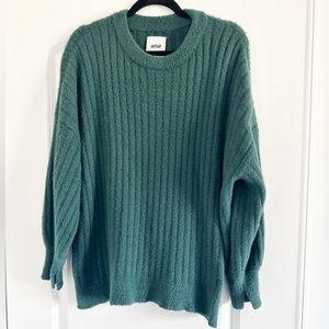 𝗔𝗲𝗿𝗶𝗲 𝗦𝘄𝗲𝗮𝘁𝗲𝗿